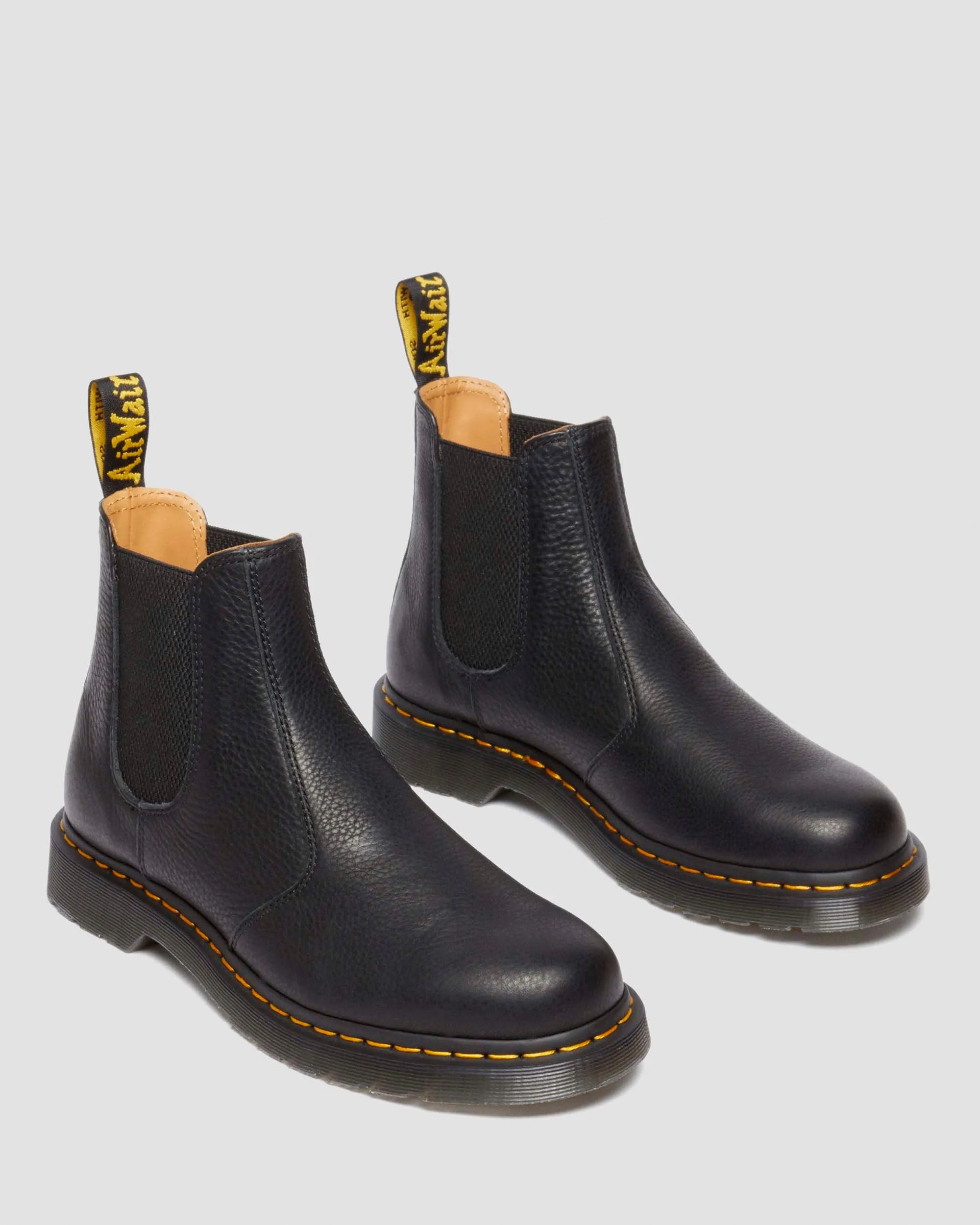 2976 Ambassador Leather Chelsea Boots