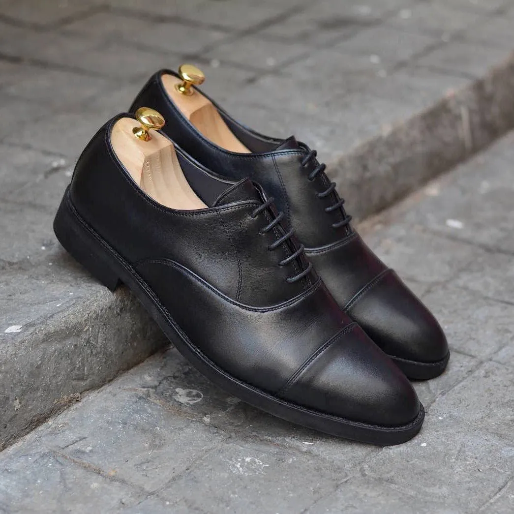 502-1 Oxford Black Matte with Black Soles