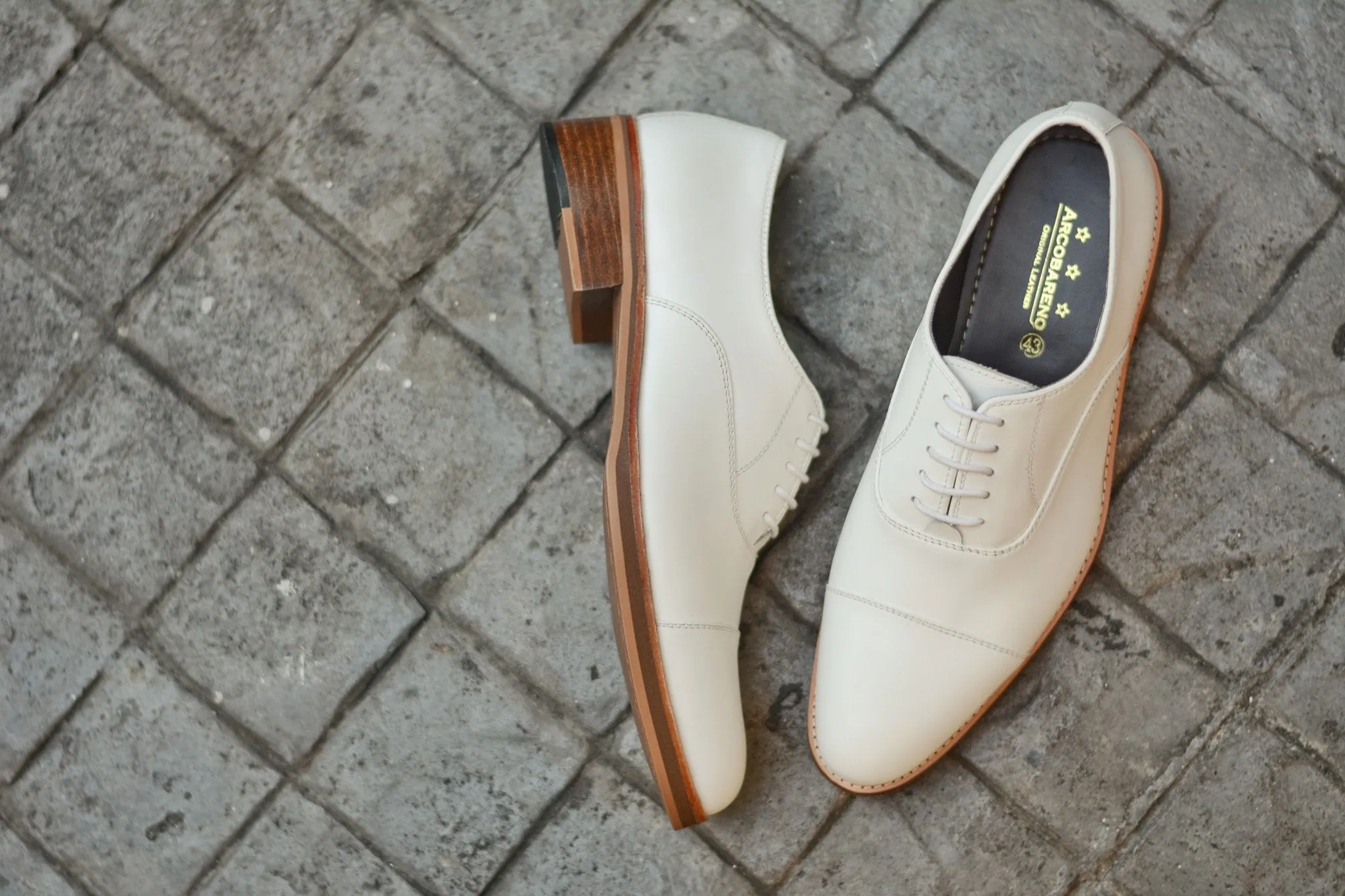 502-1 Oxford White with Wooden Soles - Shop Now