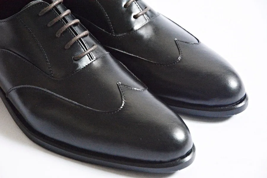 502 Black Wingtip Oxford Shoe