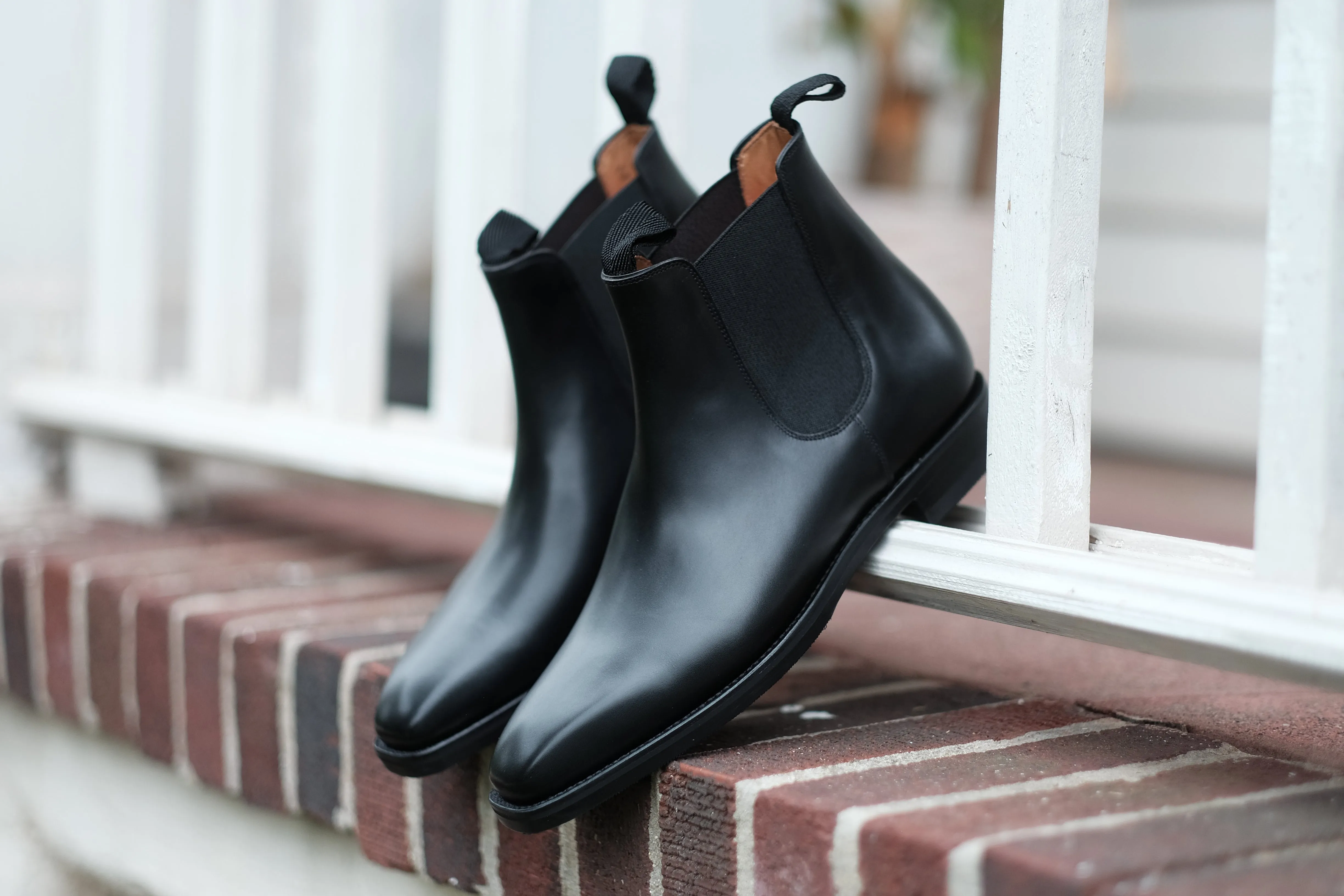 Alder - Black Calf: High-quality black calf leather shoes for men.