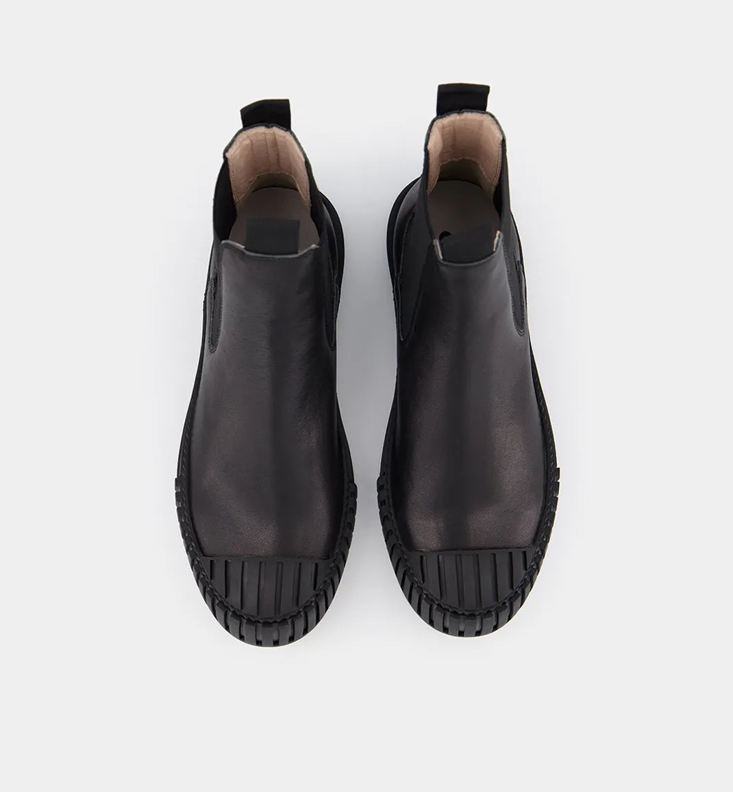 Barbar Black Leather Chelsea Boots- Black Outsole