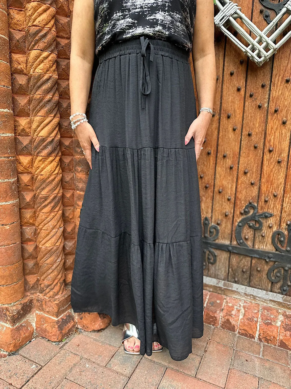 Black Double Layer Lightweight Panel Skirt