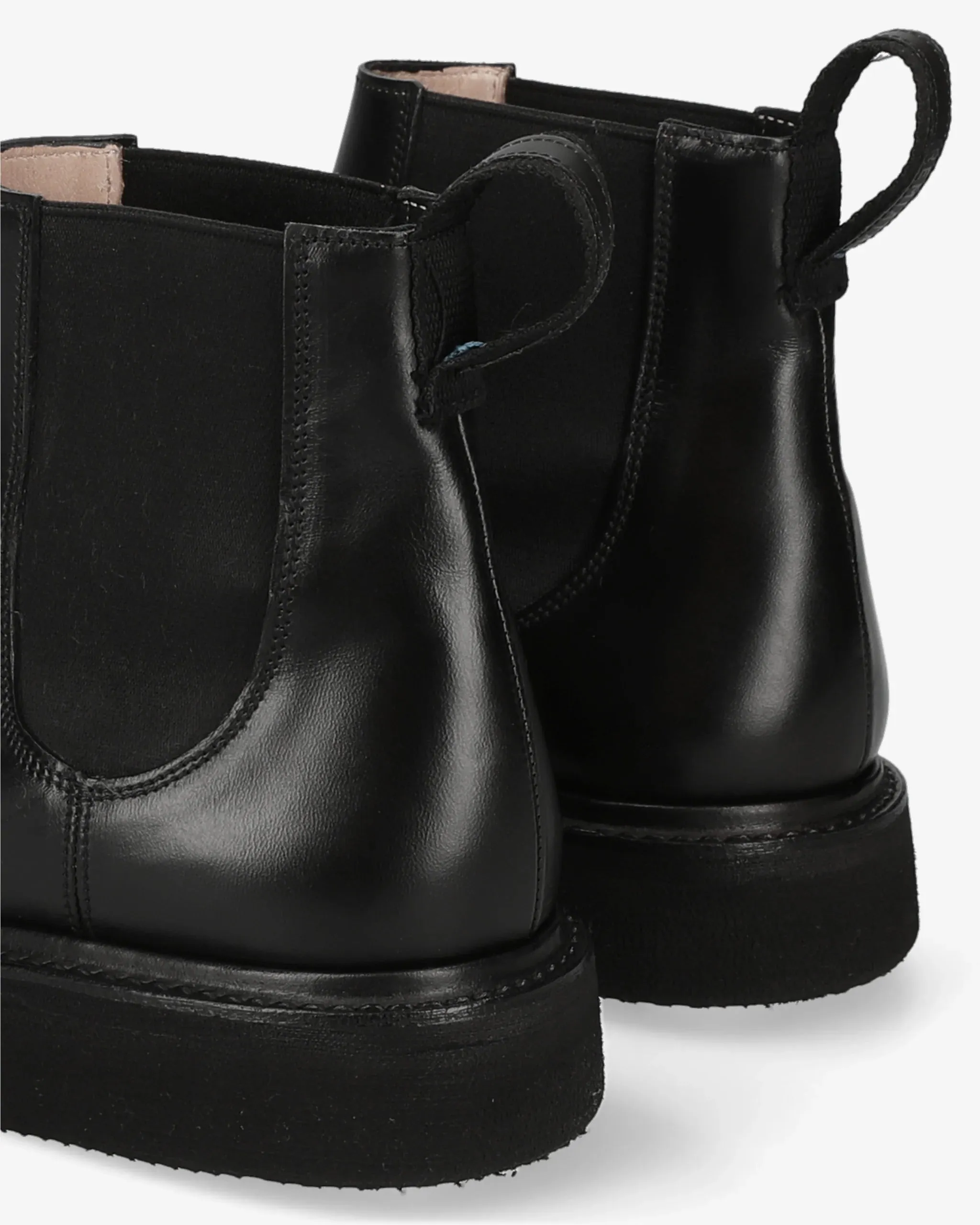 Black wax leather Chelsea boots 32118E