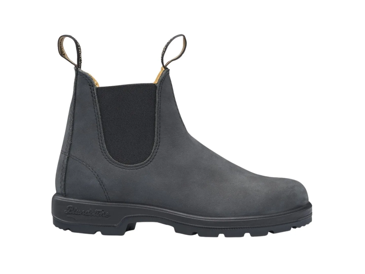 Blundstone 587 boots in rustic black