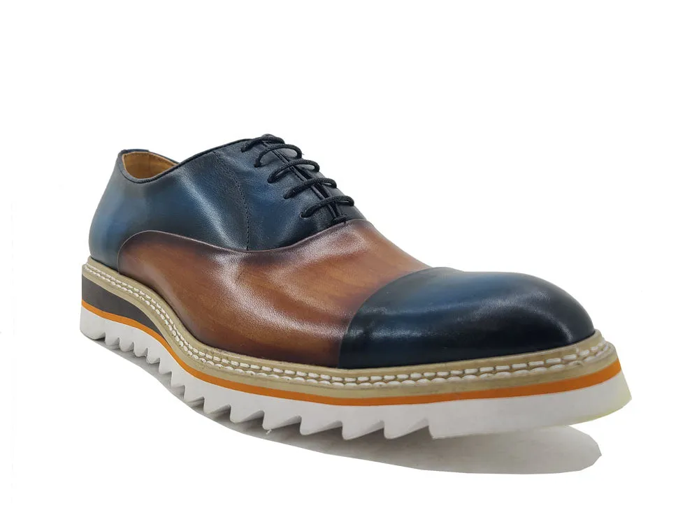 Brogue Oxford Shoes with Five Eyelets