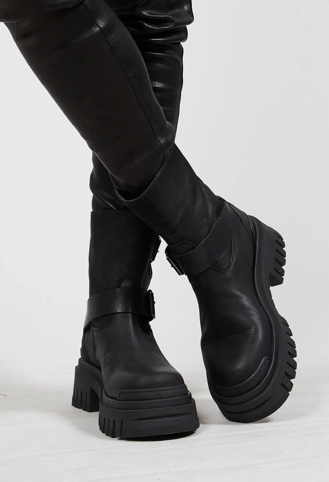 Double Buckle Ankle Boots - Gasoline Cobra Nero