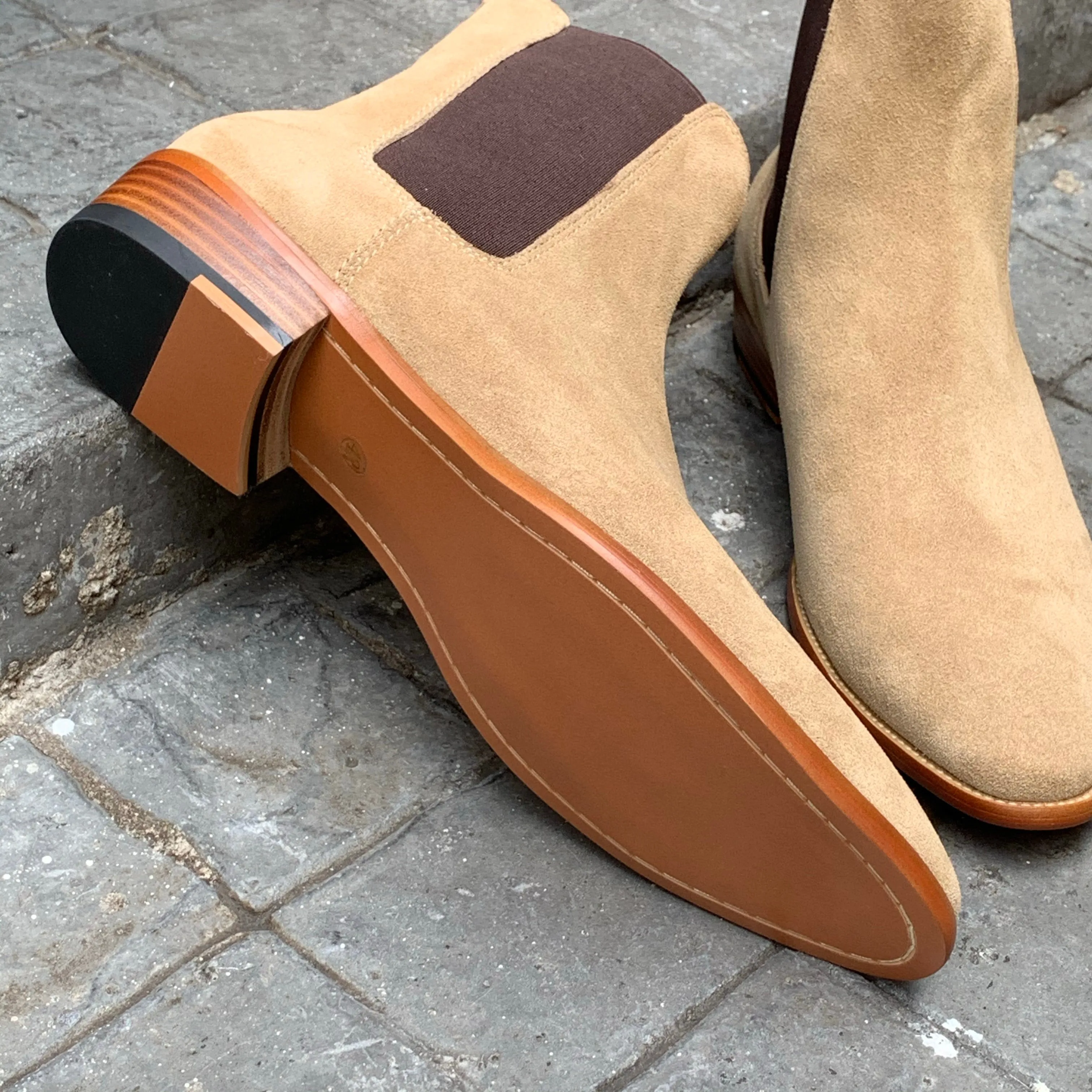 Google SEO: 901 Beige Suede Chelsea Boots - 6.5 inch