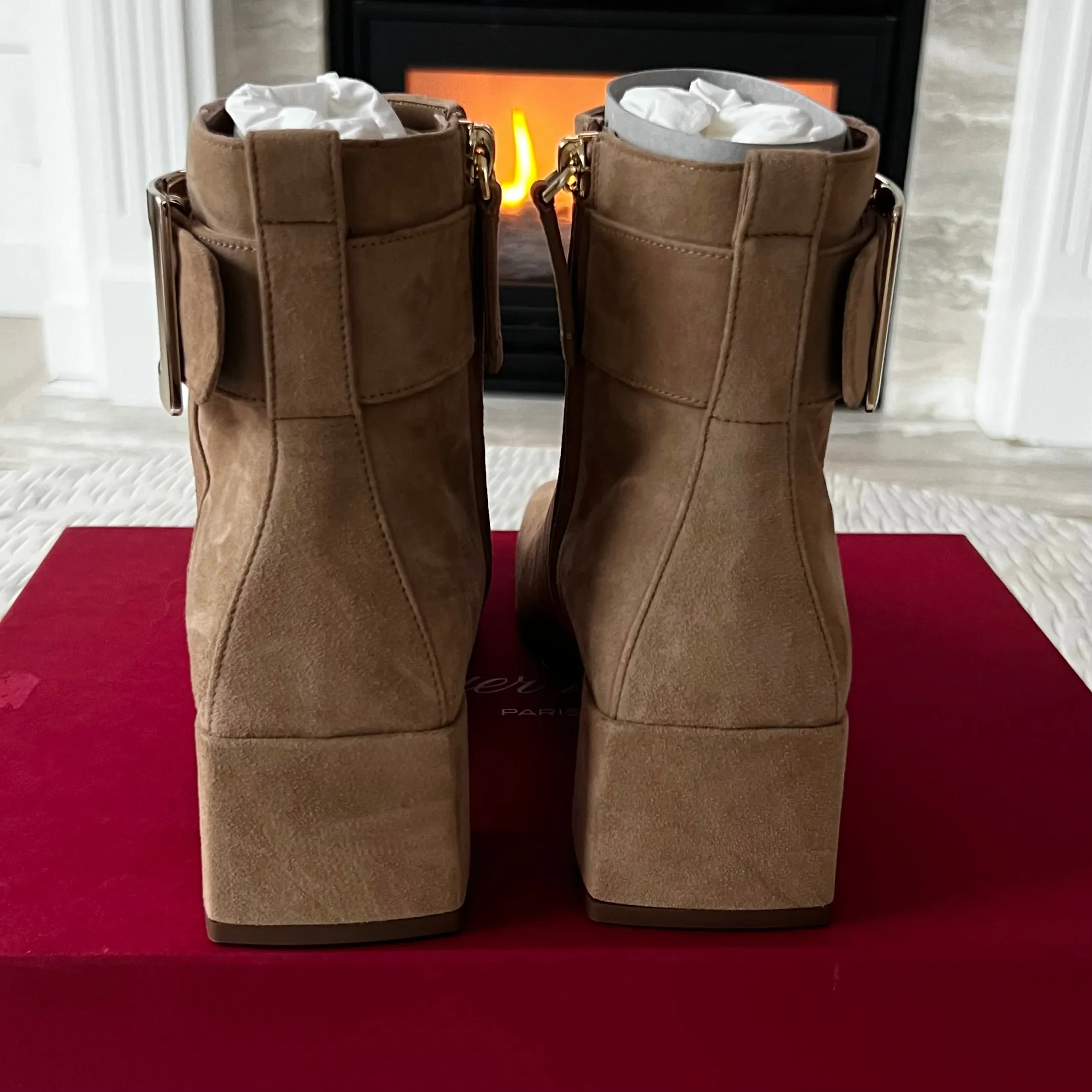 Roger Vivier ankle boots, suede, buckle detail, So Vivier collection