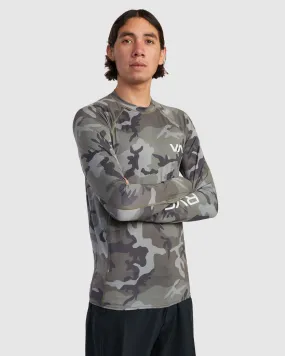 Rvca Rvca Ls Rashguard - Camo | SurfStitch