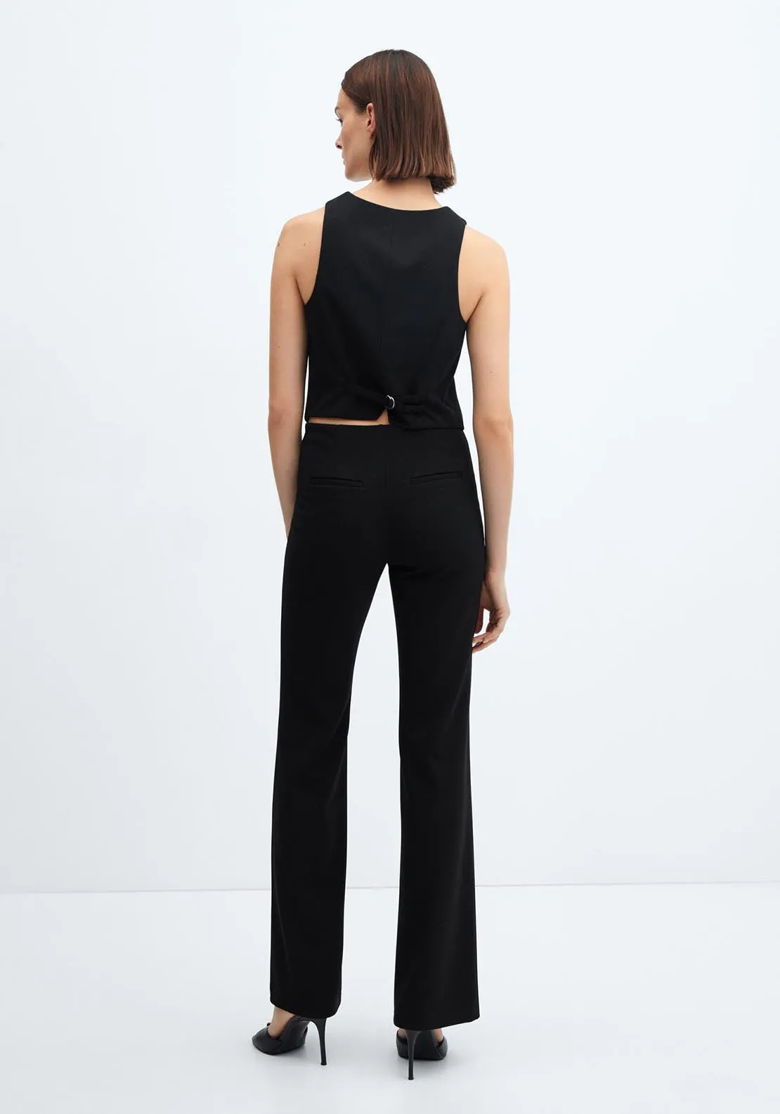 Slim-fit high-waisted pants