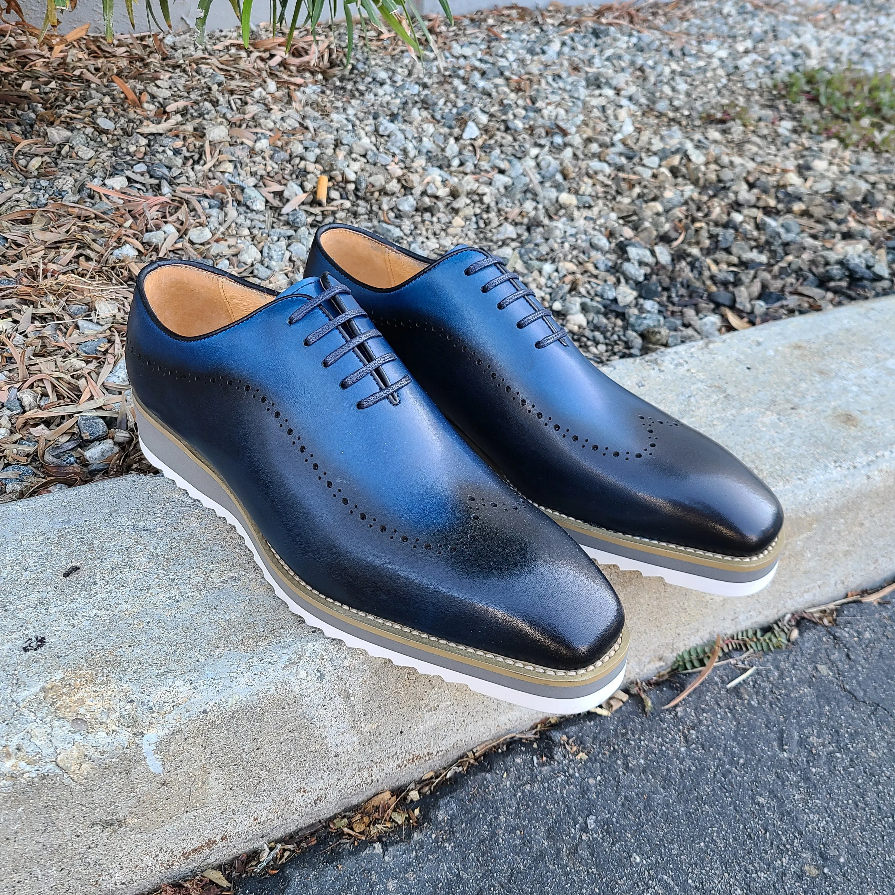 Two Tone Oxford - Lightweight Sole