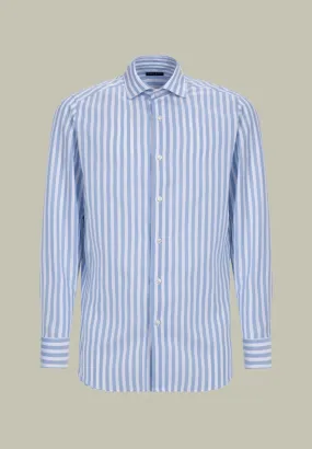 White-blue wide stripe oxford slim shirt.